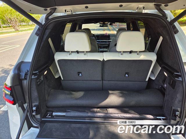 BMW X7 (G07) xDrive 40d Design Pure Excellence 6-Seater 2025 — фото 10