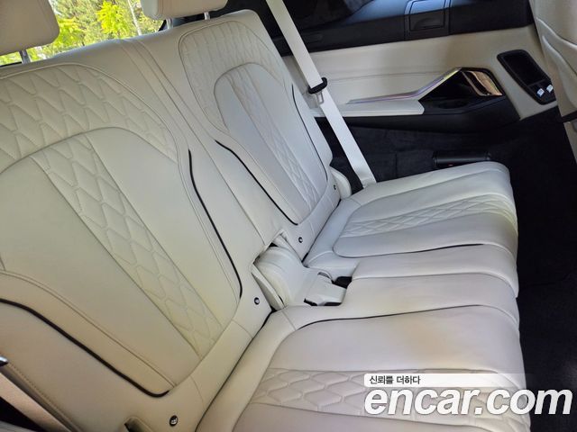 BMW X7 (G07) xDrive 40d Design Pure Excellence 6-Seater 2025 — фото 18