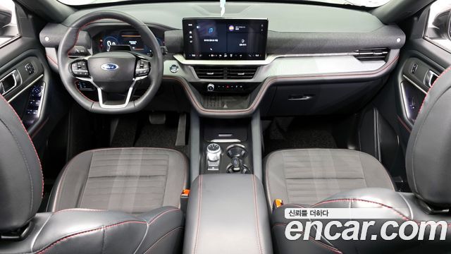 Ford Explorer (VI) 2.3 ST-Line 4WD 2025 — фото 7
