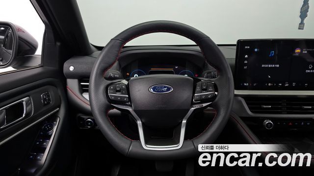 Ford Explorer (VI) 2.3 ST-Line 4WD 2025 — фото 13