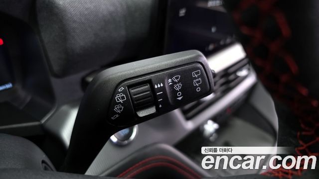 Ford Explorer (VI) 2.3 ST-Line 4WD 2025 — фото 18