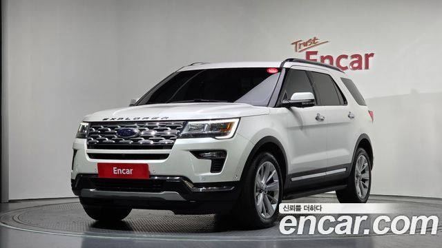 Ford Explorer 2.3 Limited 4WD 5th