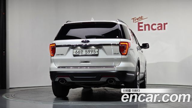 Ford Explorer 2.3 Limited 4WD 5th 2018 — фото 4