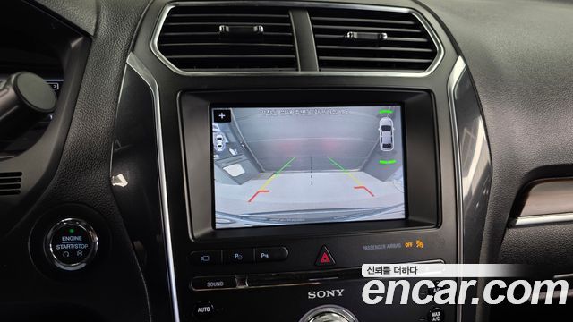 Ford Explorer 2.3 Limited 4WD 5th 2018 — фото 15