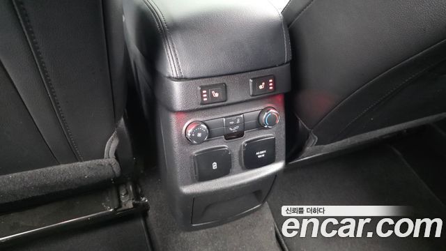 Ford Explorer 2.3 Limited 4WD 5th 2018 — фото 19