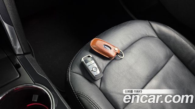 Ford Explorer 2.3 Limited 4WD 5th 2018 — фото 28