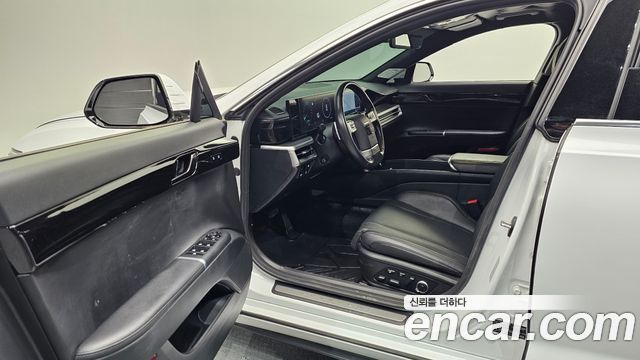 Hyundai Grandeur (GN7) 3.5 LPG 2WD (Taxi) Deluxe 2023 — фото 10
