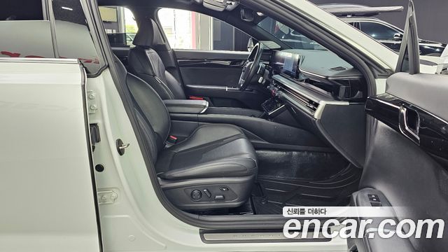 Hyundai Grandeur (GN7) 3.5 LPG 2WD (Taxi) Deluxe 2023 — фото 11