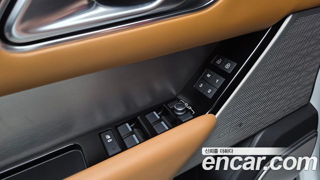 Land Rover Range Rover Velar 3.0 P400 R-Dynamic HSE 2022 — фото 19