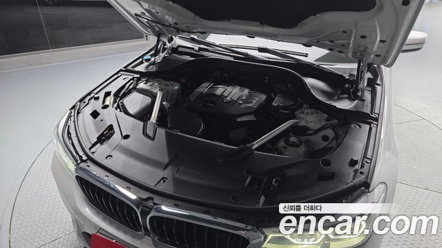BMW 6 Series GT (G32) 620d xDrive M Sport 2020 — фото 6