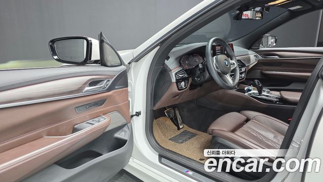 BMW 6 Series GT (G32) 620d xDrive M Sport 2020 — фото 10