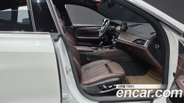 BMW 6 Series GT (G32) 620d xDrive M Sport 2020 — фото 11