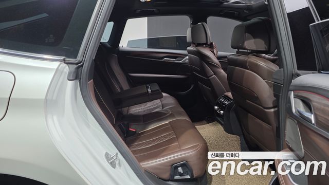 BMW 6 Series GT (G32) 620d xDrive M Sport 2020 — фото 12