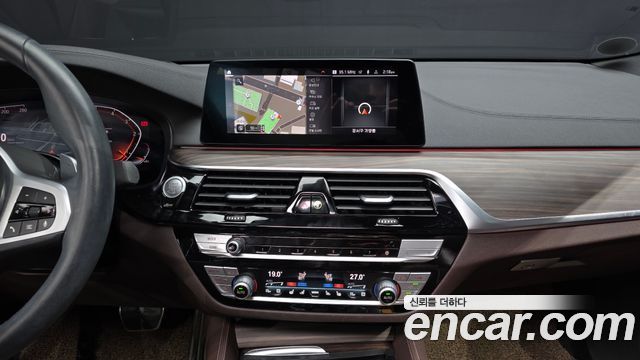 BMW 6 Series GT (G32) 620d xDrive M Sport 2020 — фото 14