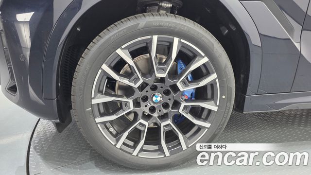 BMW X6 (G06) xDrive40i M Sport 2026 — фото 5