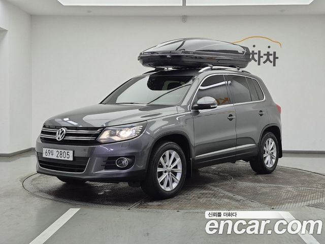 Volkswagen Tiguan 2.0 TDI Comfort 5N 2014 — фото 1