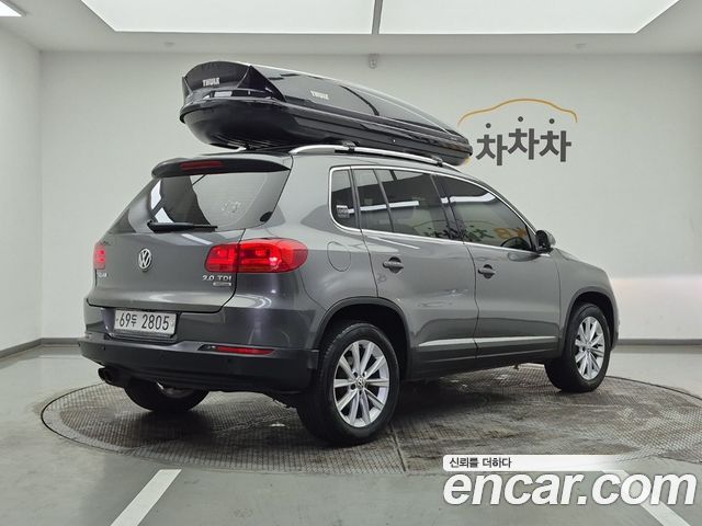Volkswagen Tiguan 2.0 TDI Comfort 5N 2014 — фото 4