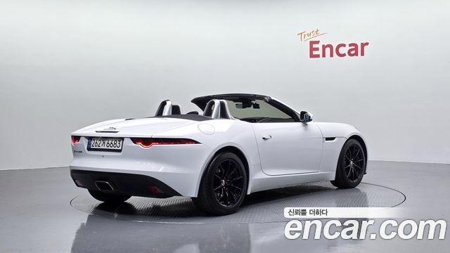 Jaguar F-TYPE P300 Convertible X152 2019 — фото 2