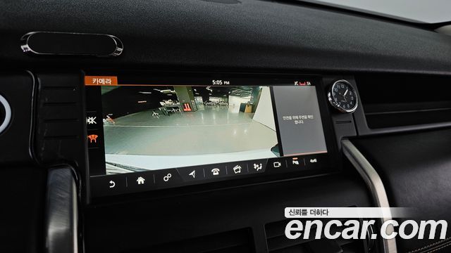 Land Rover Discovery Sport 2.0 TD4 HSE Luxury 2018 — фото 15