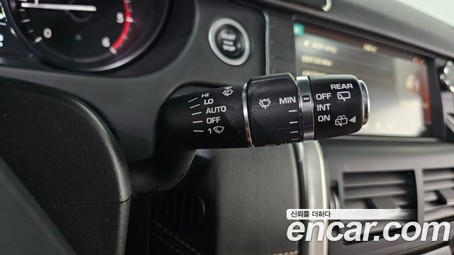 Land Rover Discovery Sport 2.0 TD4 HSE Luxury 2018 — фото 28