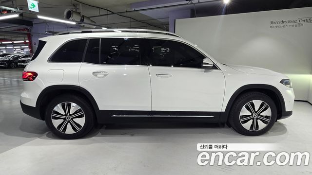 Mercedes-Benz EQB (X243) EQB300 4MATIC 2024 — фото 9