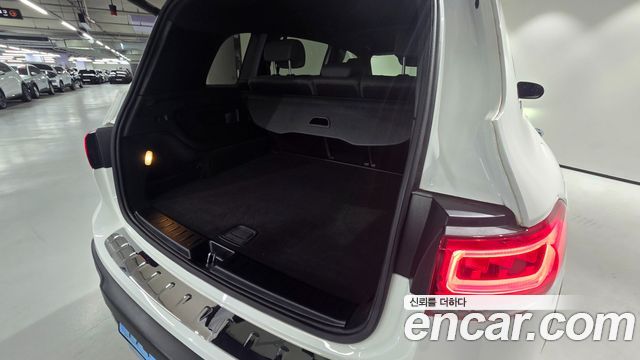 Mercedes-Benz EQB (X243) EQB300 4MATIC 2024 — фото 10