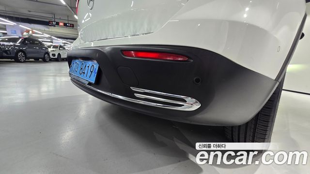 Mercedes-Benz EQB (X243) EQB300 4MATIC 2024 — фото 15