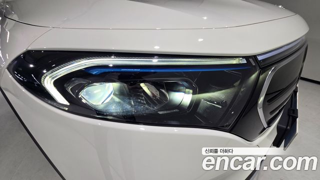 Mercedes-Benz EQB (X243) EQB300 4MATIC 2024 — фото 16