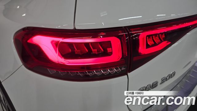 Mercedes-Benz EQB (X243) EQB300 4MATIC 2024 — фото 17