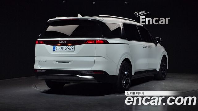 Kia Carnival (IV) Gasoline 9-Seater Noblesse 2023 — фото 2