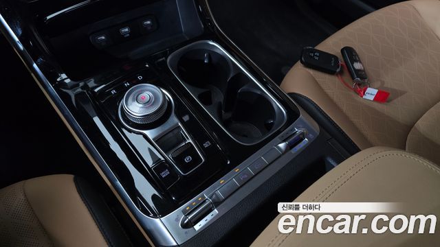 Kia Carnival (IV) Gasoline 9-Seater Noblesse 2023 — фото 9