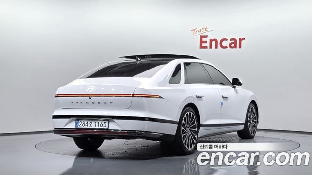 Hyundai Grandeur Hybrid (GN7) Calligraphy 2025 — фото 2