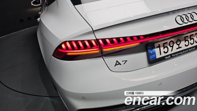 Audi A7 (4K) 45 TDI Quattro Premium 2022 — фото 23