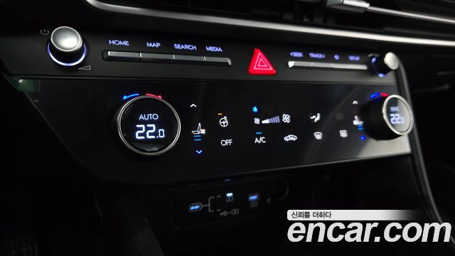 Hyundai Sonata The Edge (DN8) 2.0 Exclusive 2024 — фото 32