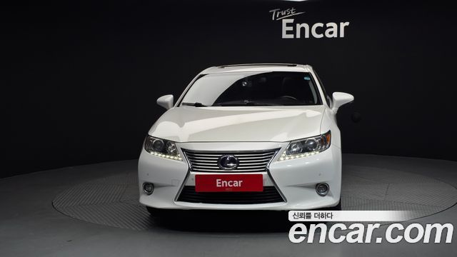 Lexus ES300h Supreme XV60 2014 — фото 3