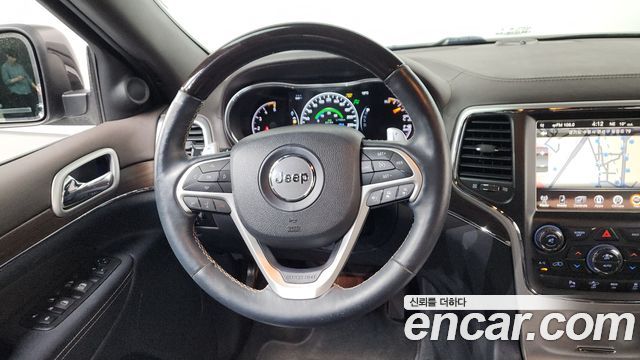 Jeep Grand Cherokee 3.0 Diesel Overland WK2 2014 — фото 13