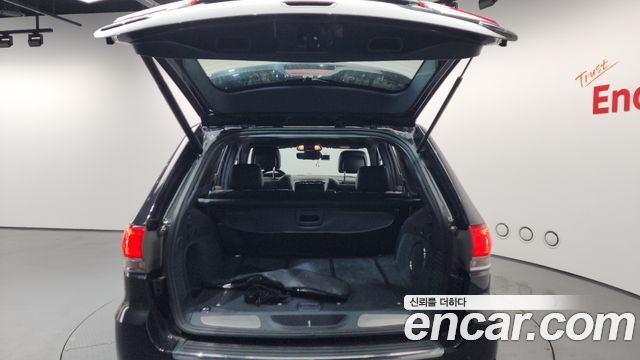 Jeep Grand Cherokee 3.0 Diesel Overland WK2 2014 — фото 20