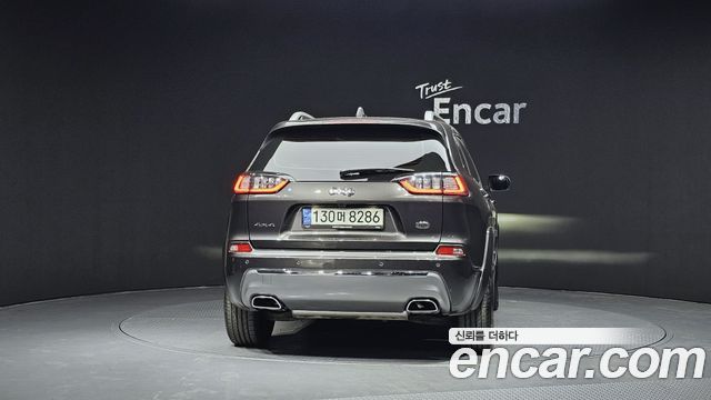 Jeep Cherokee (KL) 3.2 Overland AWD 2021 — фото 4