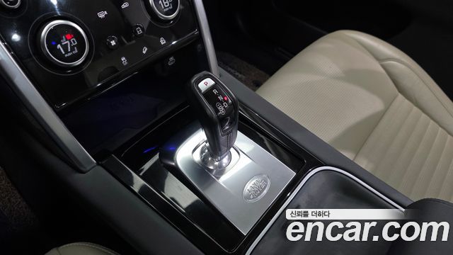 Land Rover Discovery Sport (II) P250 SE 2021 — фото 9