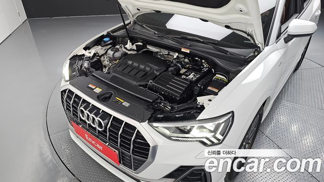 Audi Q3 (F3) 40 TFSI Quattro Premium 2024 — фото 6