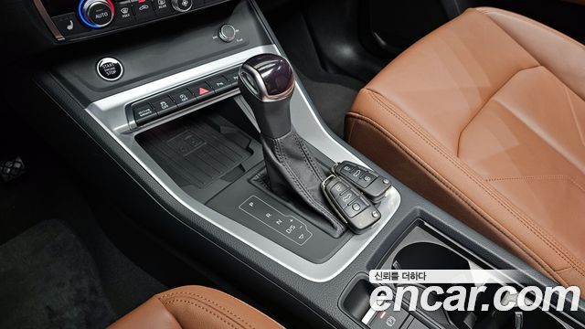 Audi Q3 (F3) 40 TFSI Quattro Premium 2024 — фото 9