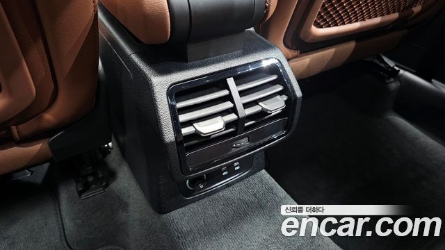 Audi Q3 (F3) 40 TFSI Quattro Premium 2024 — фото 21