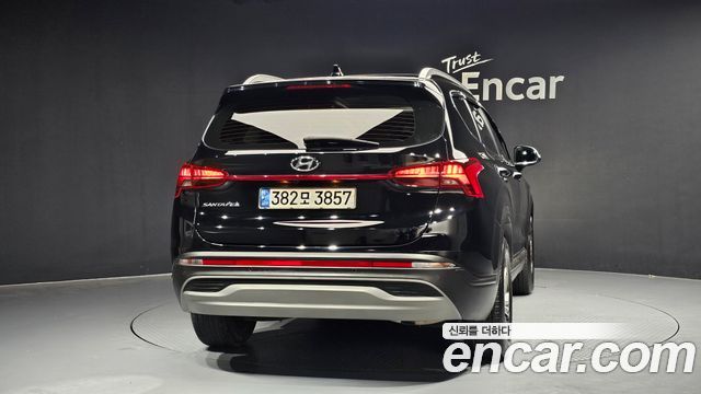 Hyundai Santa Fe Diesel 2.2 2WD Prestige 2021 — фото 4
