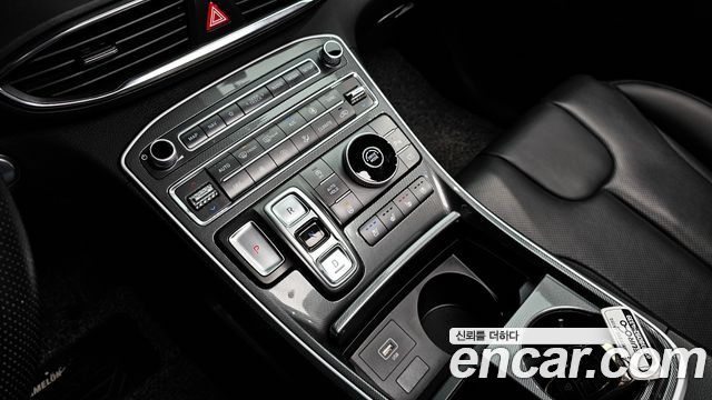 Hyundai Santa Fe Diesel 2.2 2WD Prestige 2021 — фото 9