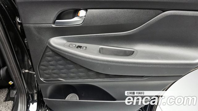 Hyundai Santa Fe Diesel 2.2 2WD Prestige 2021 — фото 30