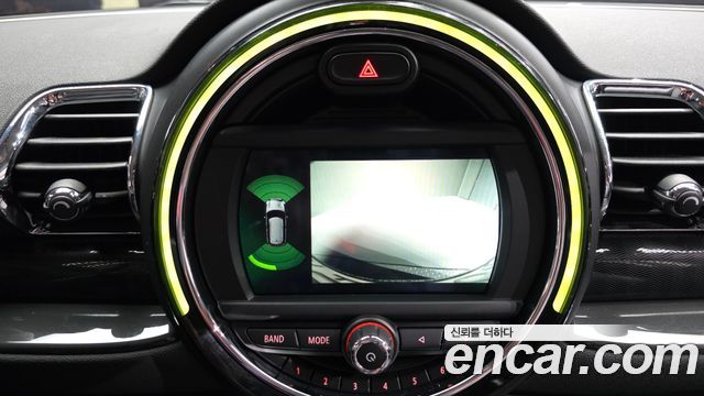 MINI Cooper Clubman Standard 2nd 2018 — фото 15
