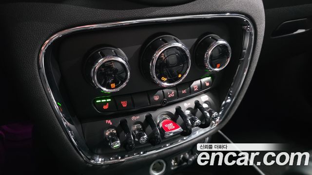 MINI Cooper Clubman Standard 2nd 2018 — фото 16