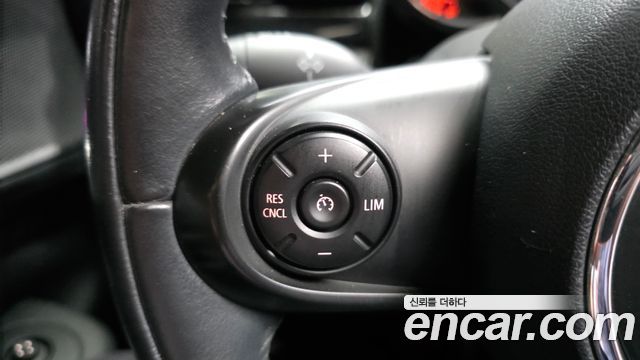 MINI Cooper Clubman Standard 2nd 2018 — фото 17