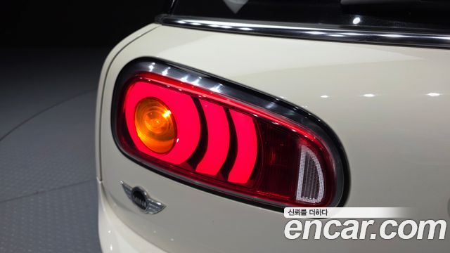 MINI Cooper Clubman Standard 2nd 2018 — фото 23