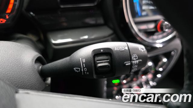 MINI Cooper Clubman Standard 2nd 2018 — фото 29
